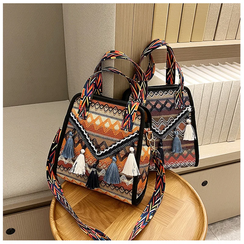 Чанта в етнически стил, дамски есенна новост 2023, корейската чанта през рамо, корейската мода, текстура четка, презрамка, чанта през рамо, раница