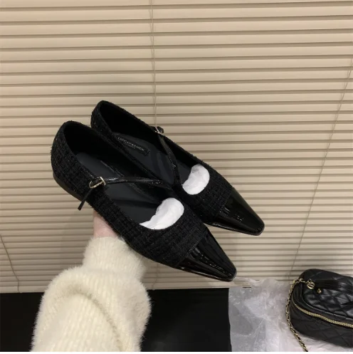 Летни модни Нови Пикантни Банкетни Удобни дамски елегантни сандали с остри пръсти и катарама на нисък ток