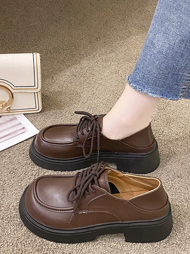Летни обувки; Дамски лоферы с кожа; Универсална модни Дамски обувки 2023 г.; Есен Черни обувки на равна подметка; Ежедневни сабо платформа; Sne