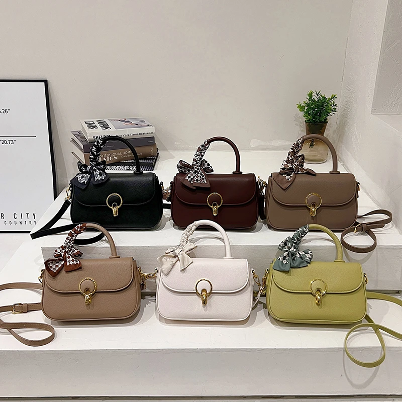В продажба 2023 Дамски чанти от висококачествена изкуствена кожа, Модерен нови обикновена чанта-незабавни посланици с квадратна засовом на рамото, усъвършенствани и разнообразни