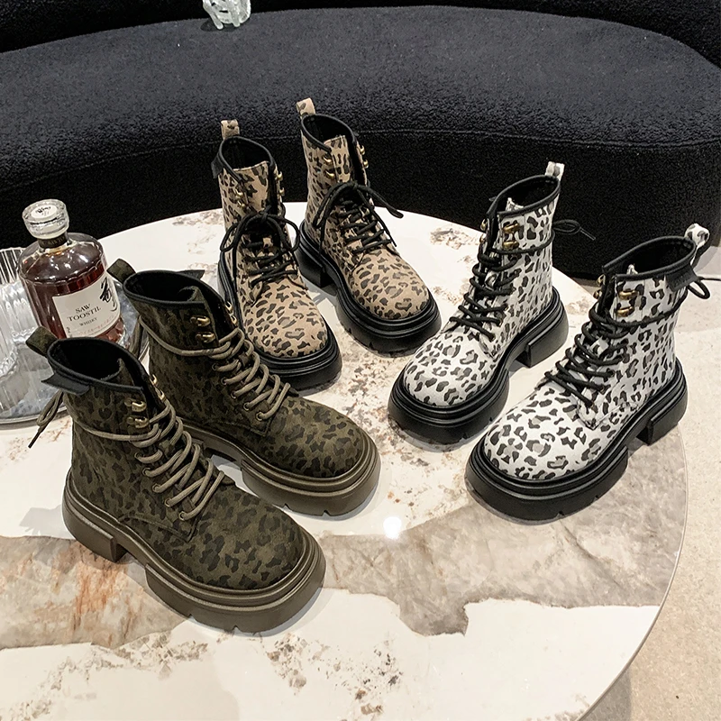 Дамски обувки 2023 г., Висококачествени дамски обувки с кръстосани шнур, Модерни ежедневни обувки с леопардовым принтом, Женски ботильоны на платформата с кръгло бомбе