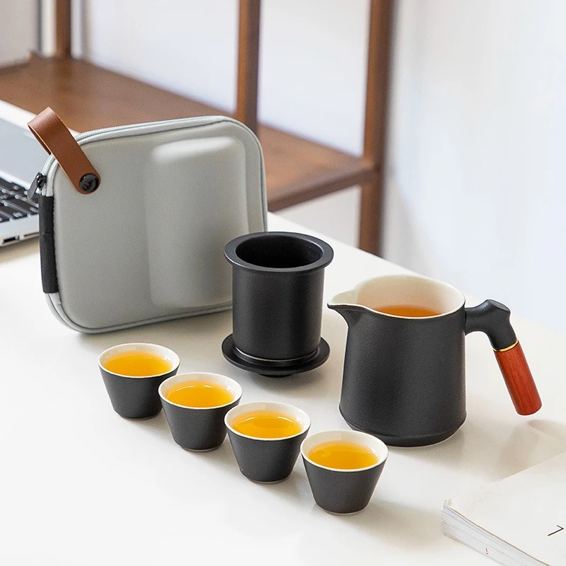 Пътен чай, Японски Порцелан, комплекти за чай прибори кунг-фу, открит кана и четири чаши, Преносим офис, определени за съхранение чаени чаши