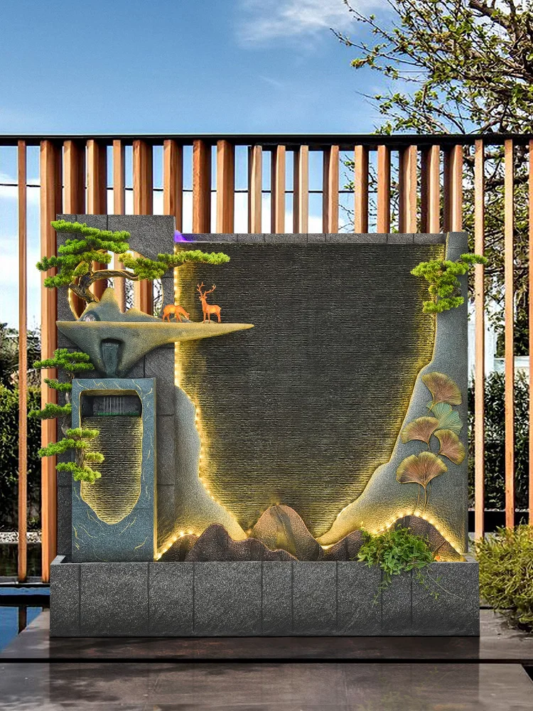 Градина във вътрешния двор е украсена с проточными водни декорации, водни монтиран на стената телевизор, ландшафтен дизайнер на входа на хола