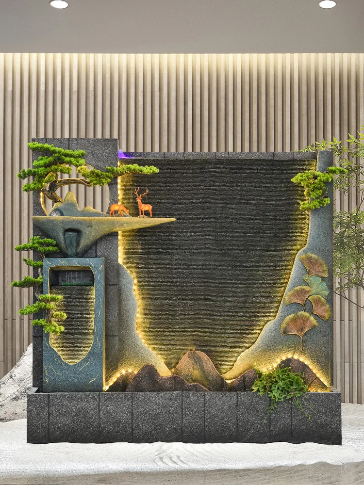 Градина във вътрешния двор е украсена с проточными водни декорации, водни монтиран на стената телевизор, ландшафтен дизайнер на входа на хола
